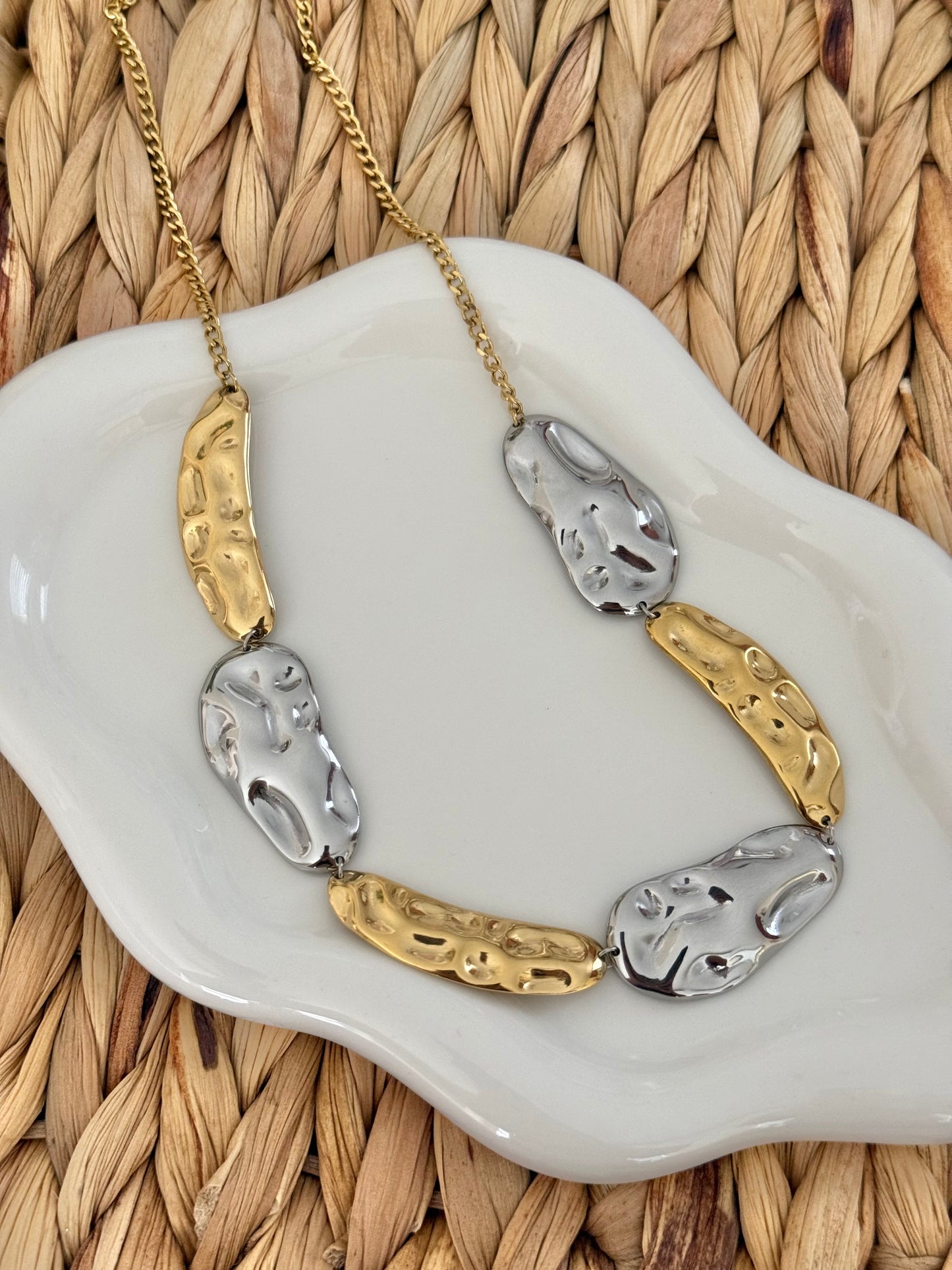 Rocío double tone necklace