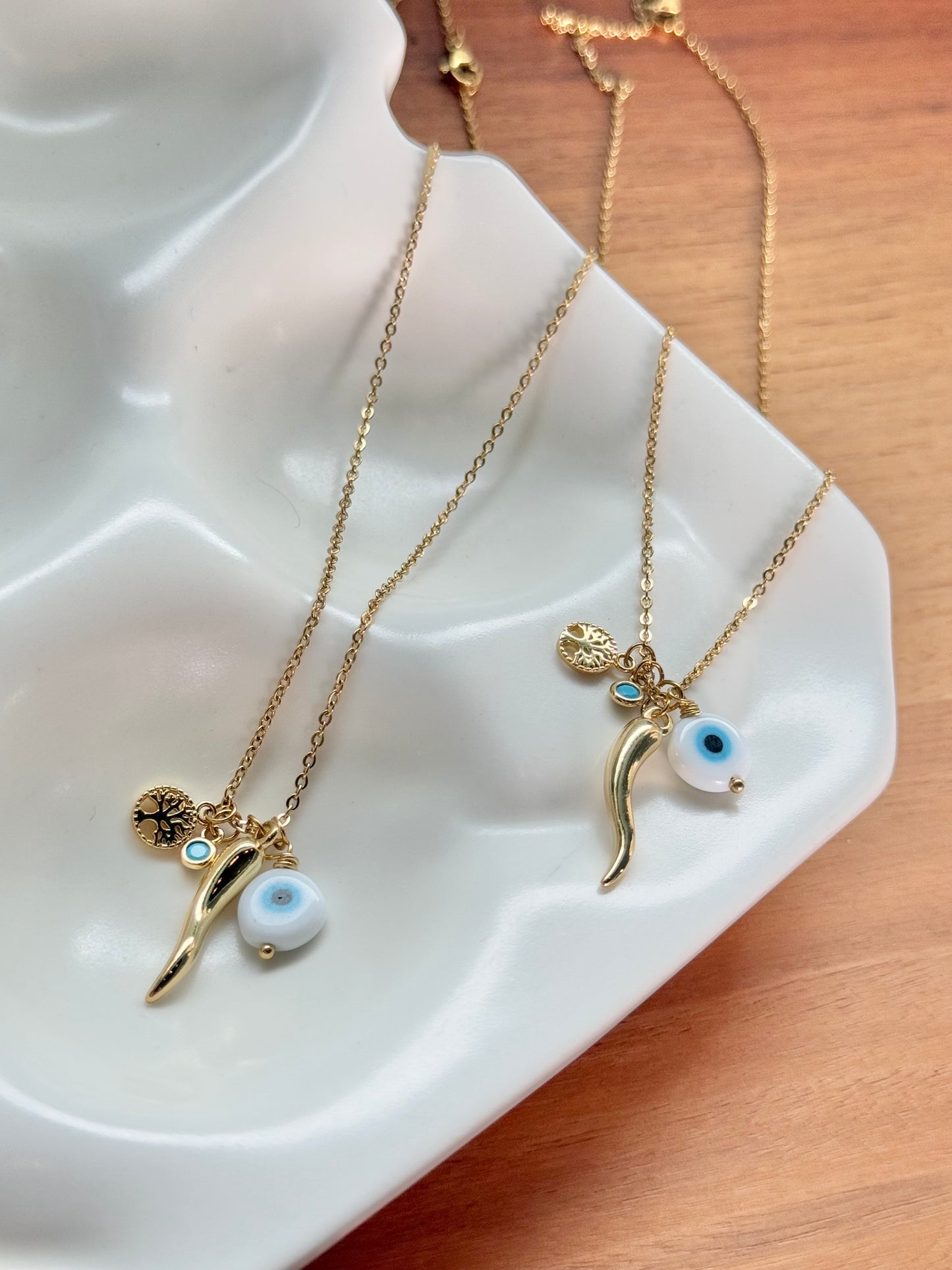 Lucky eye chain