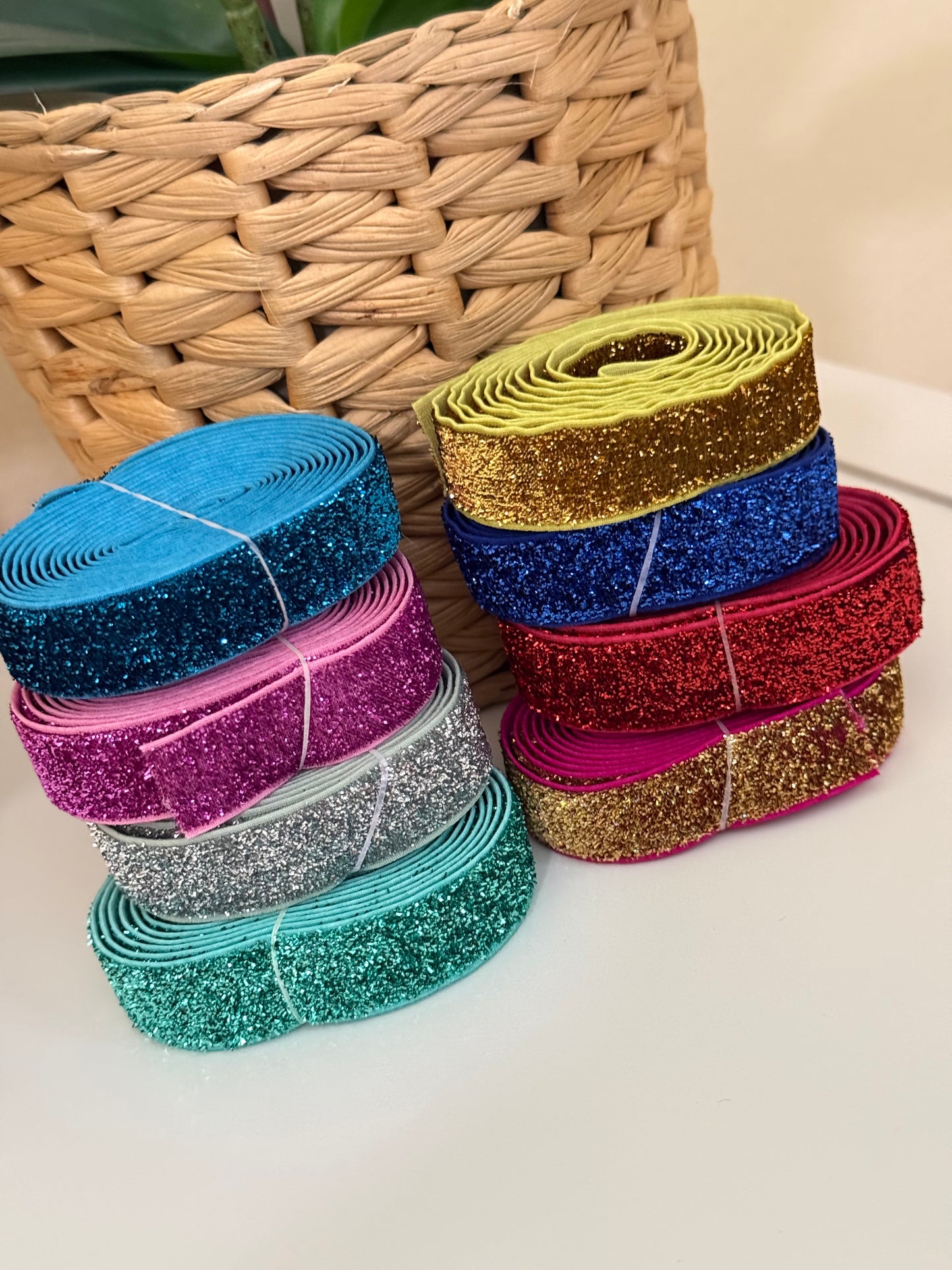 Elastic charm bracelet