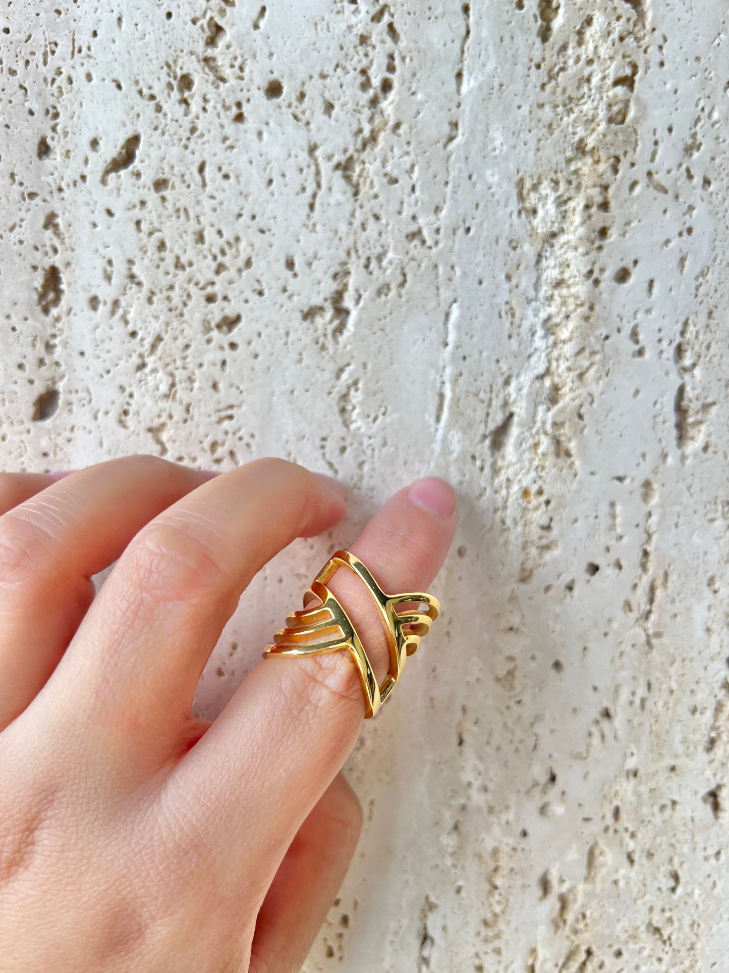 Baru ring