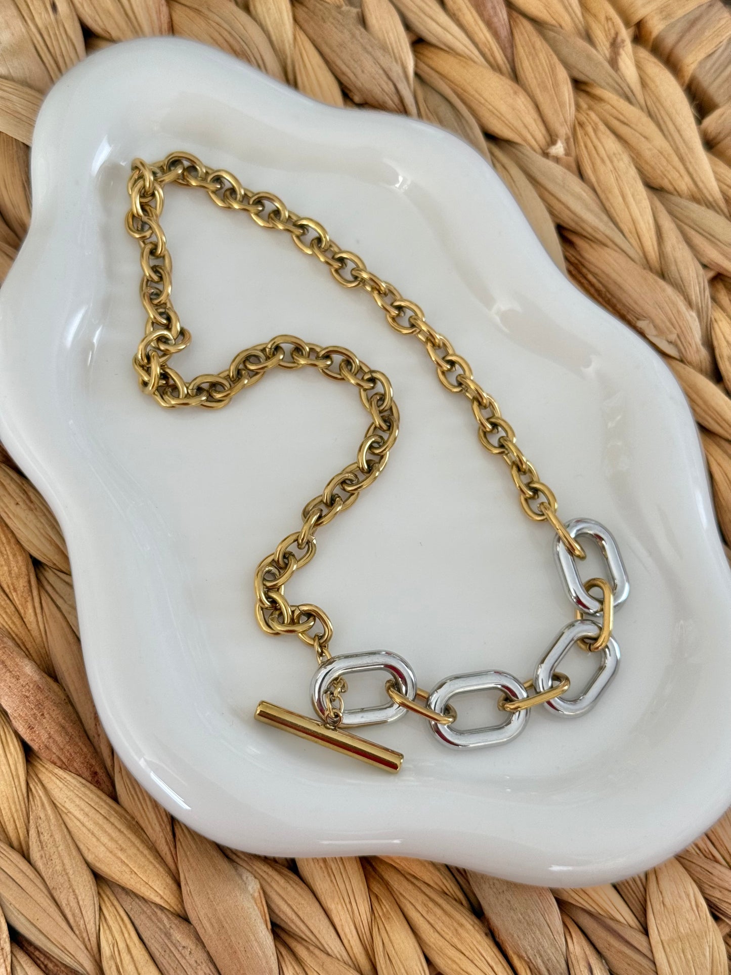 Farah necklace