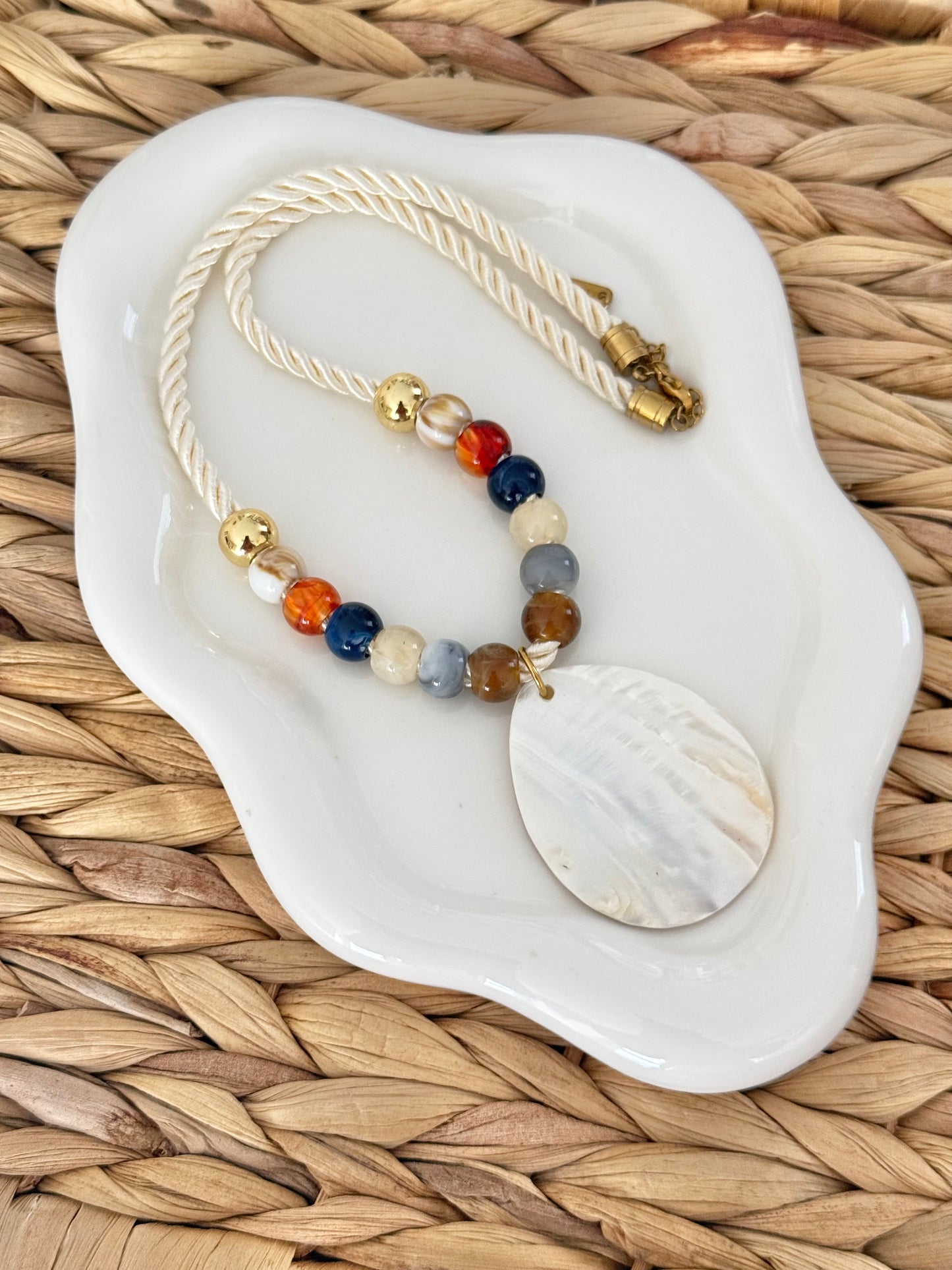 Nacar autumn necklace