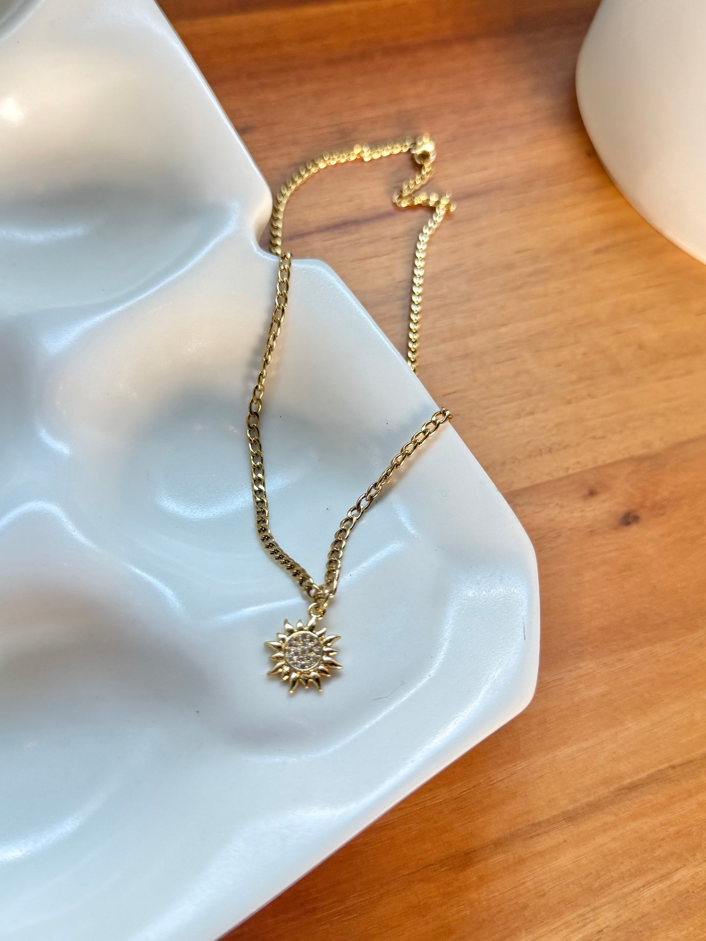 Solcito necklace