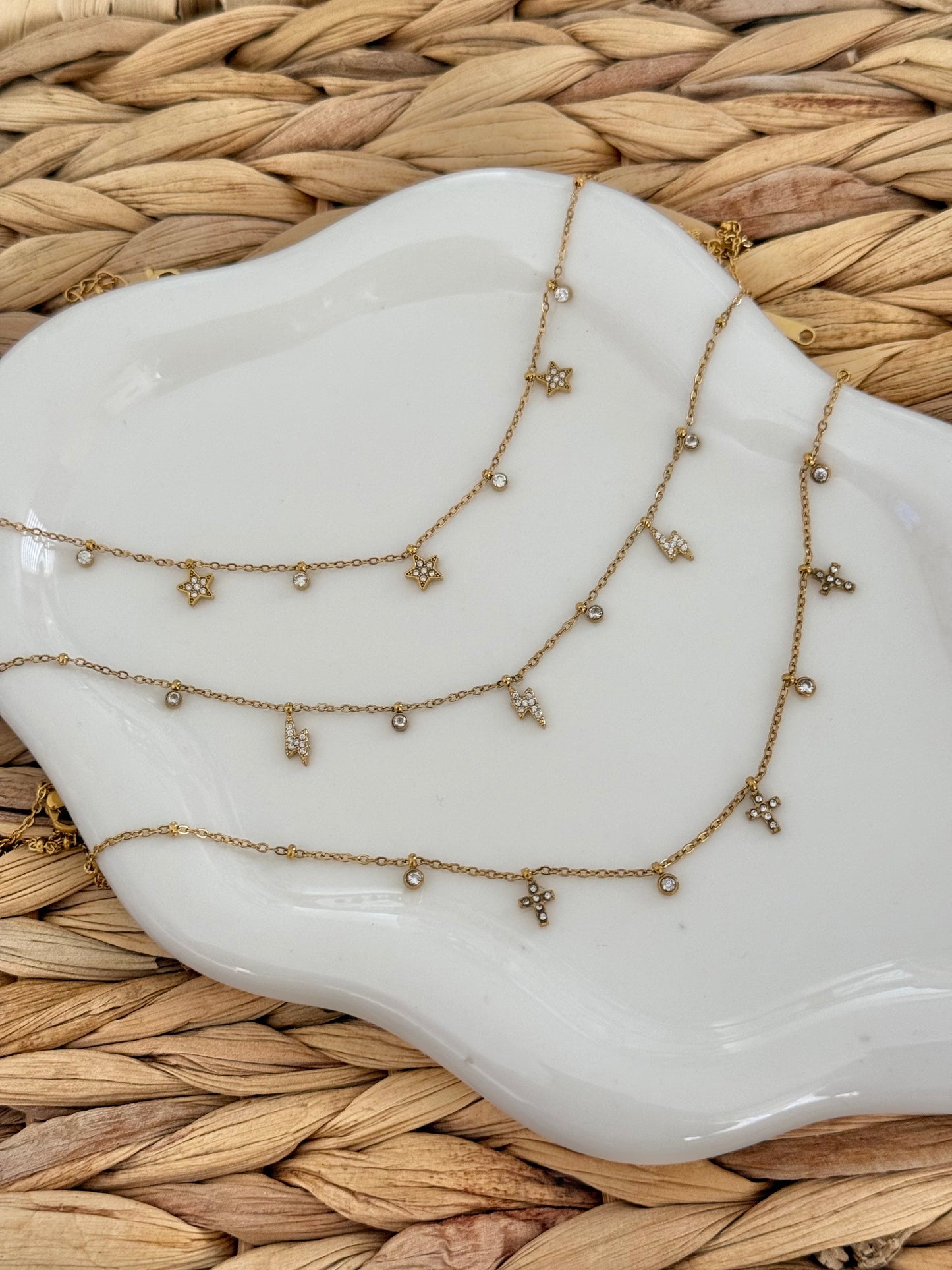 Star spark necklace