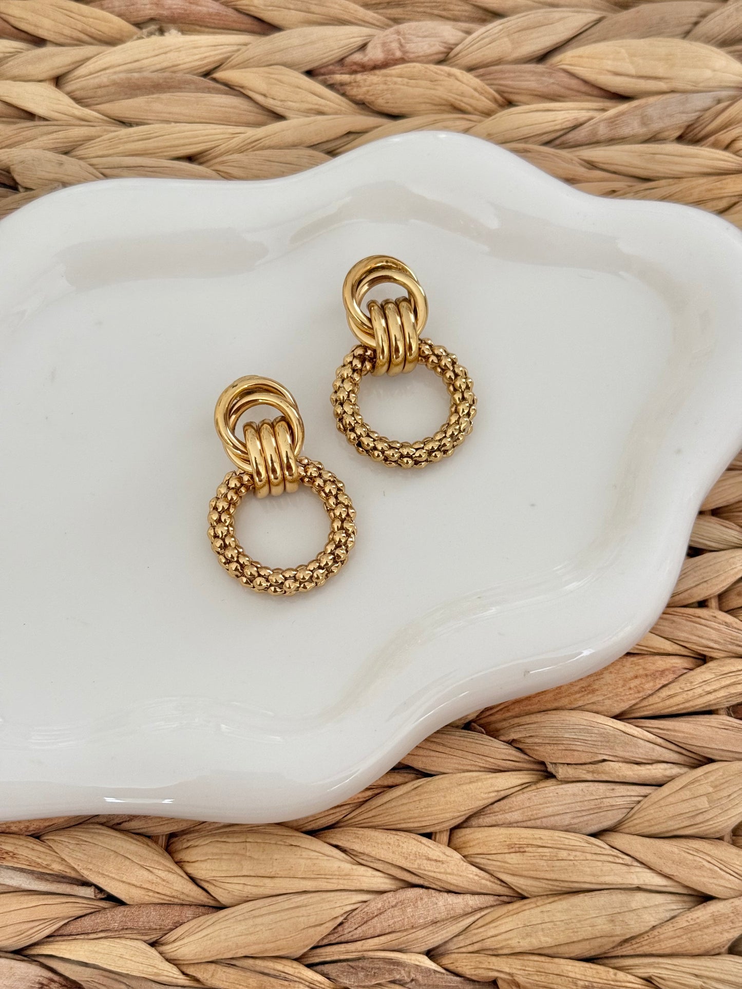 Circles elegant earrings