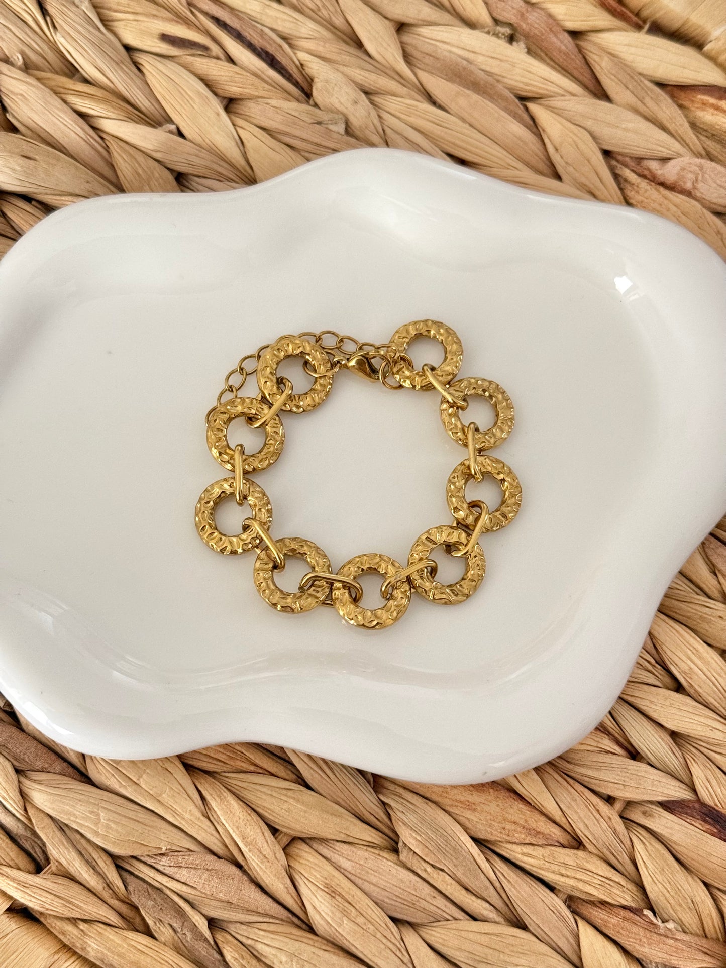 Texture circles bracelet