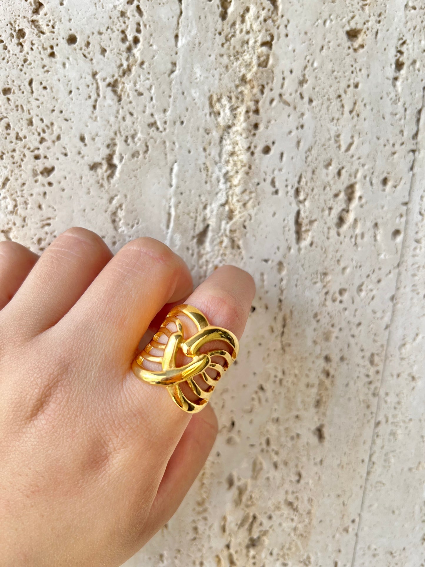 Heart line ring