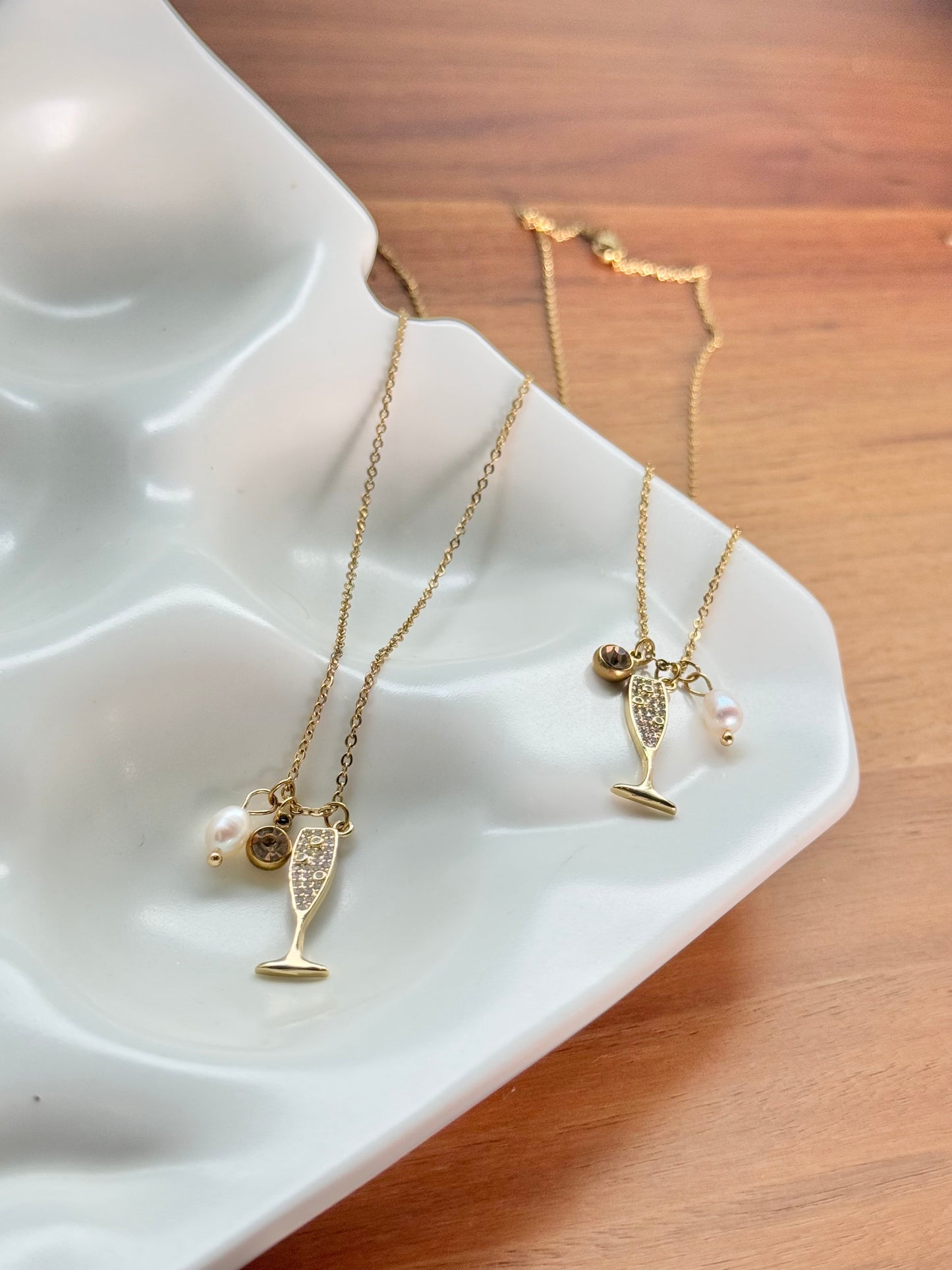 Champagne chain