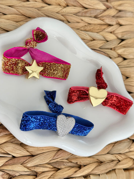 Elastic charm bracelet