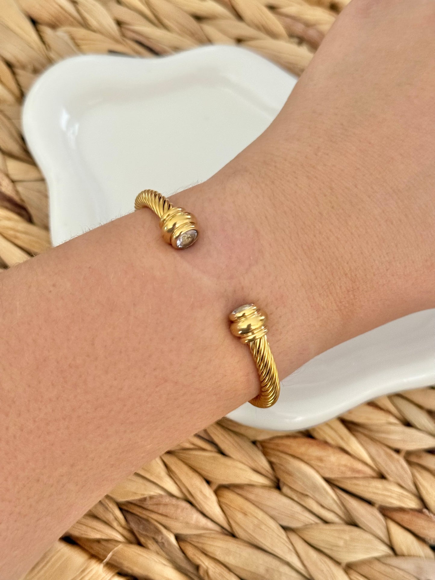 Classic cable bracelet