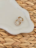 Flowers white hoops