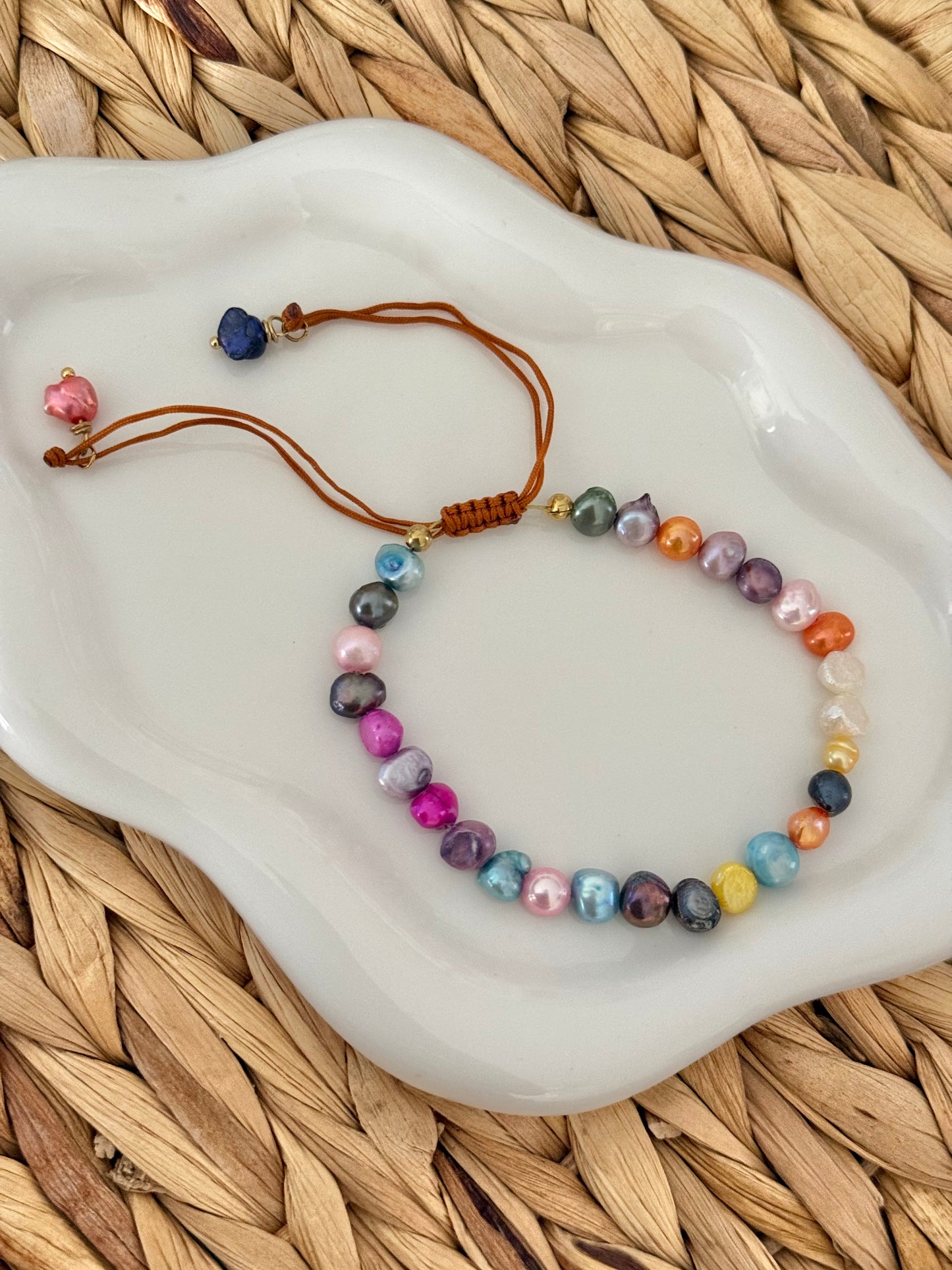 Colorful pearl bracelet
