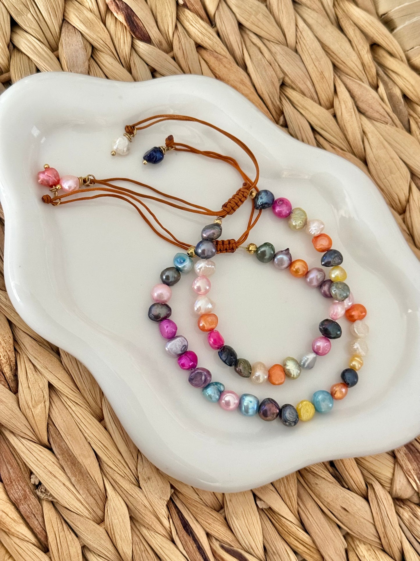 Colorful pearl bracelet