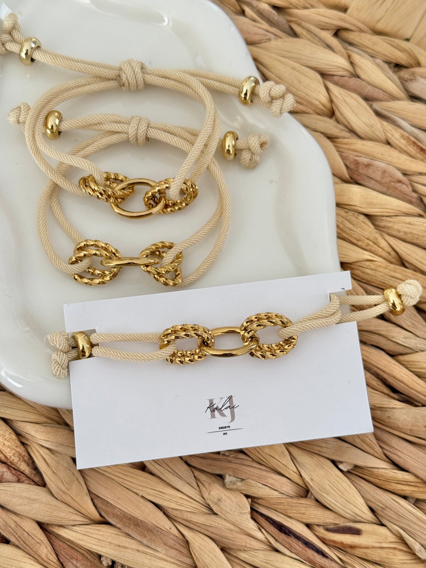 Tiffa beige bracelet