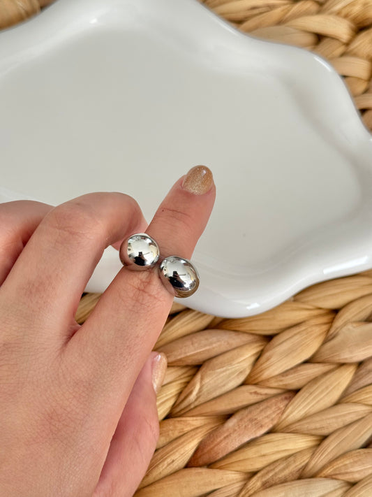 Bubbles silver ring