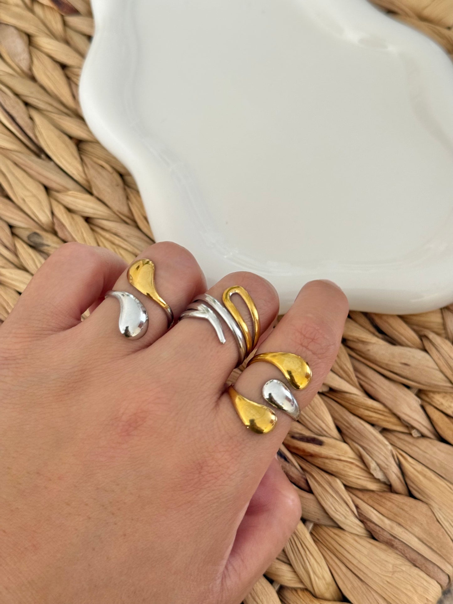 Lightning double tone ring