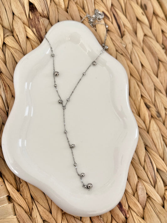 Dots silver lariat