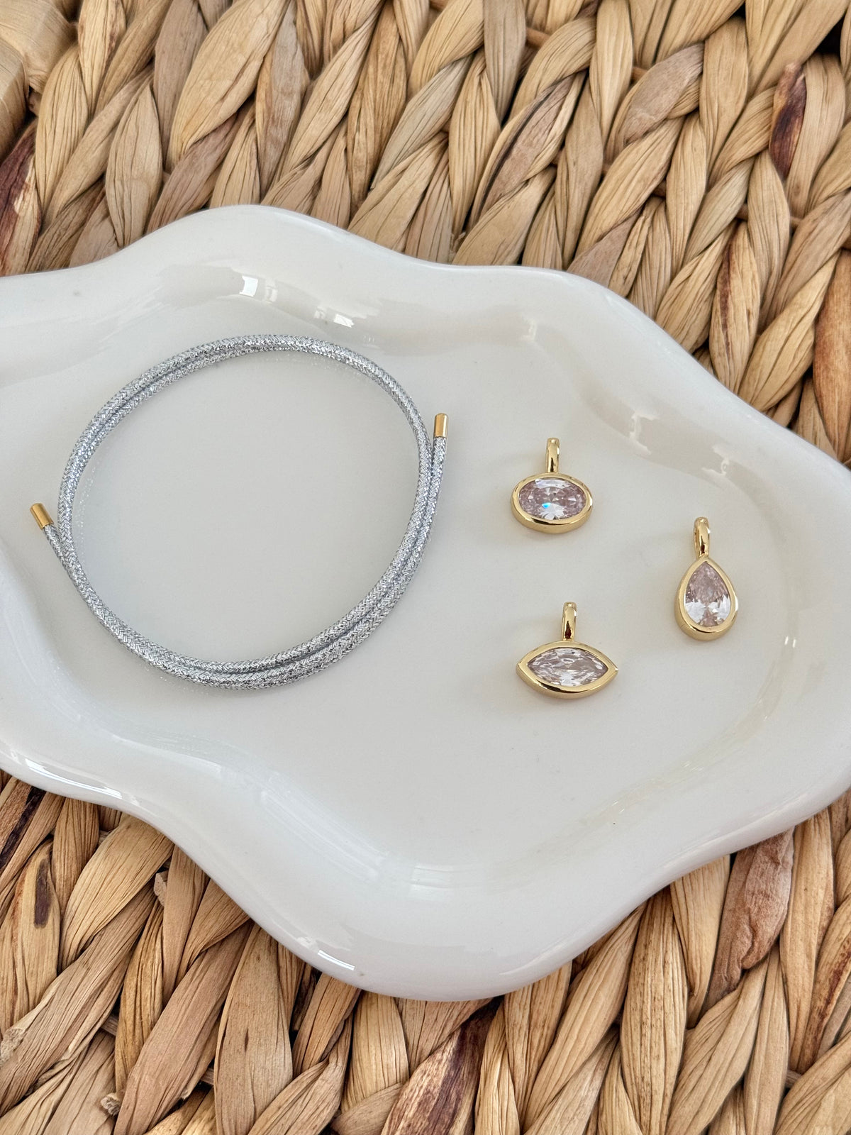 Magnetic silver