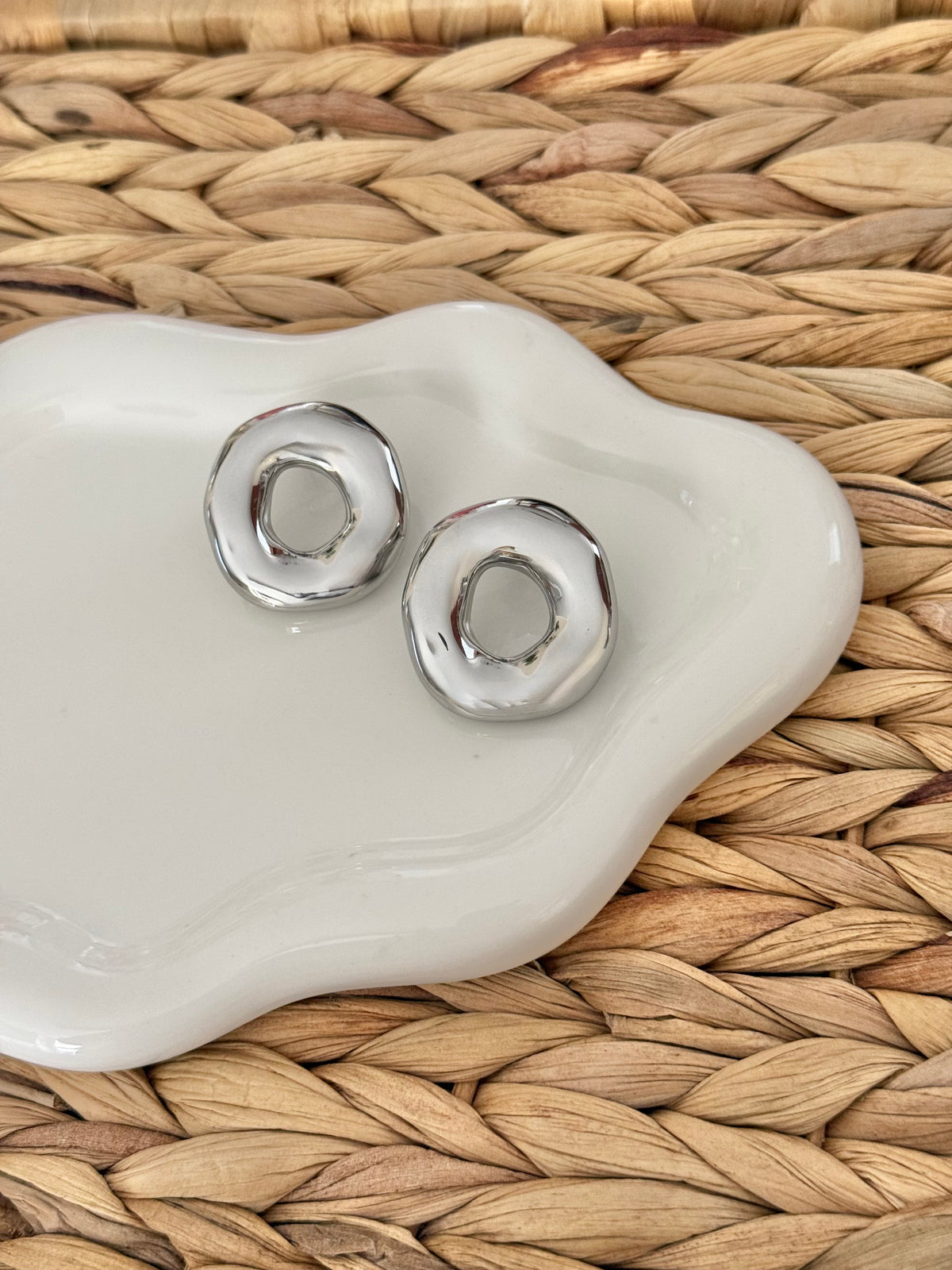 Bezel silver earrings