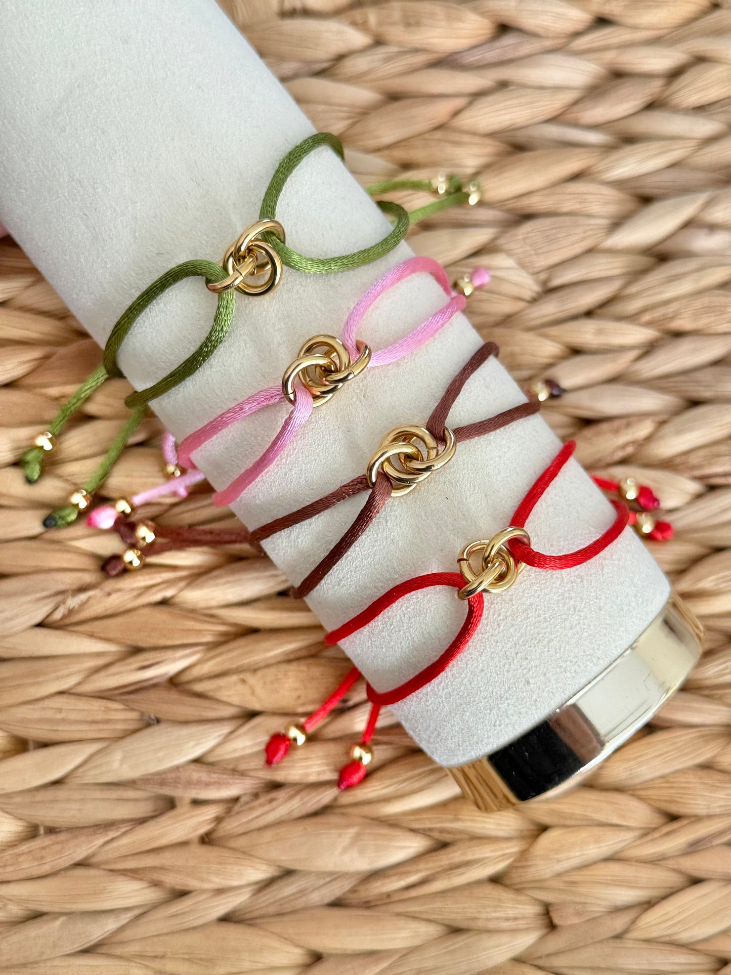 Knot bracelet