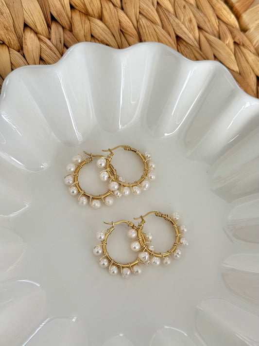 Midi pearl hoops