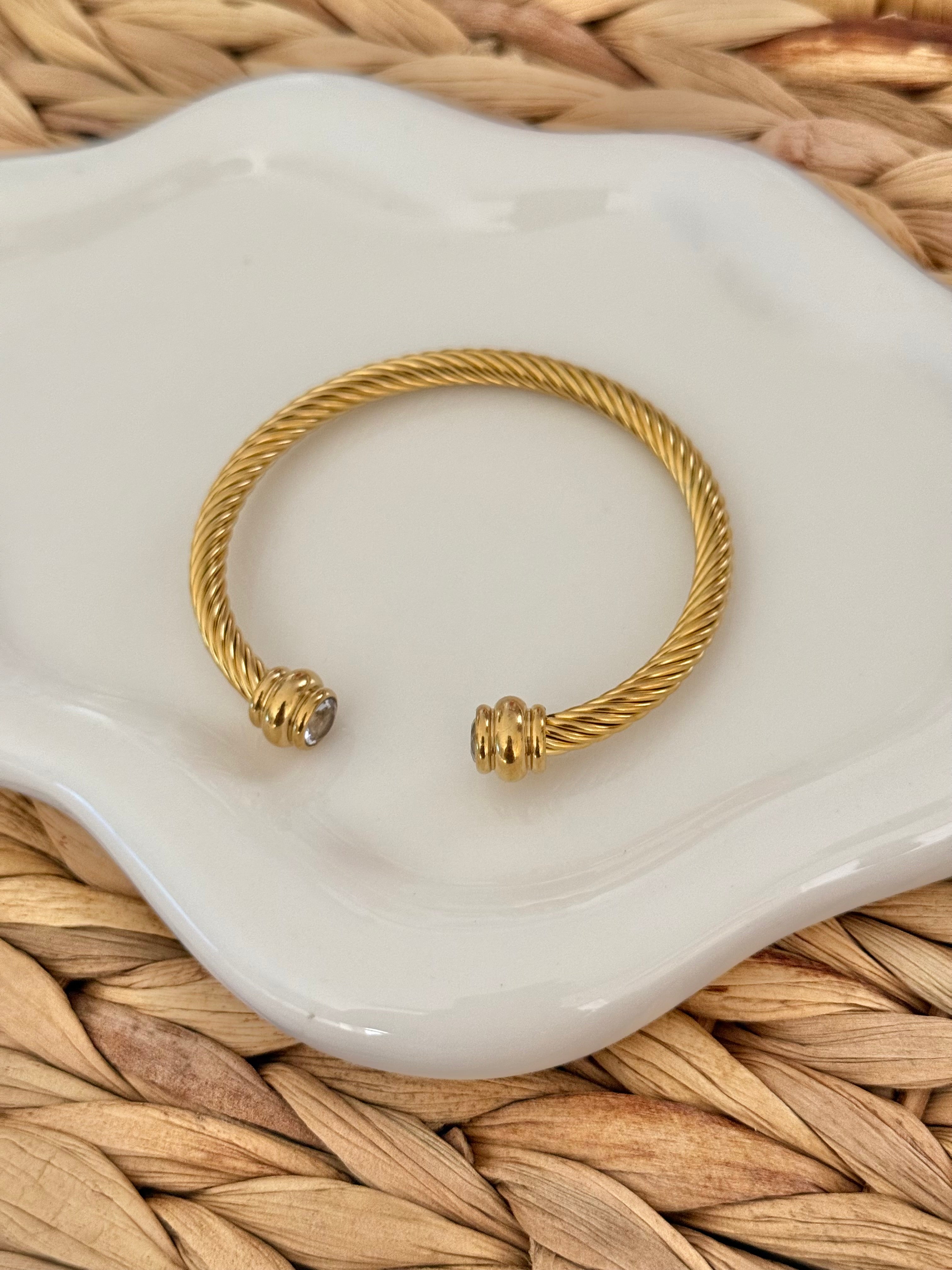 Classic cable bracelet