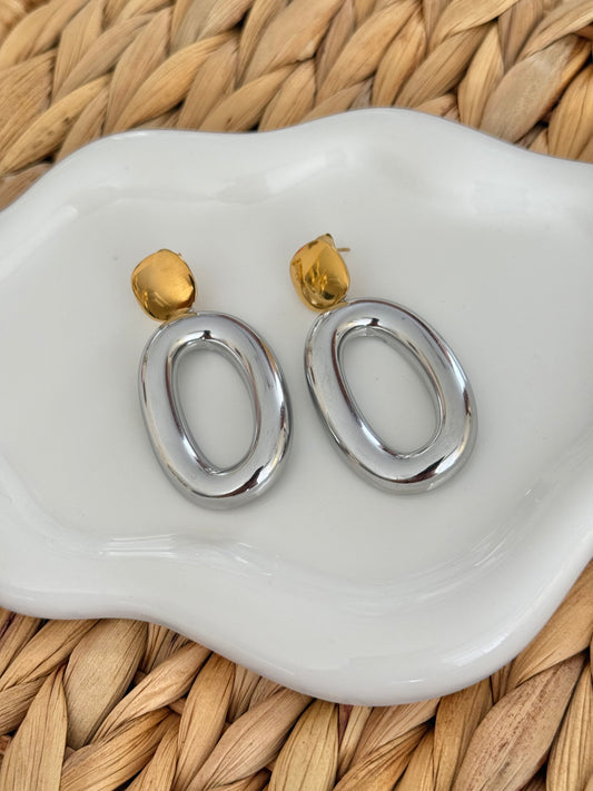 Round double tone stud