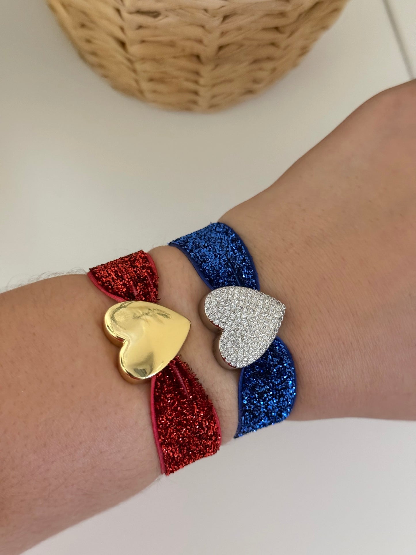 Elastic charm bracelet