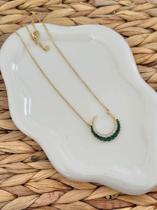 Moon green necklace