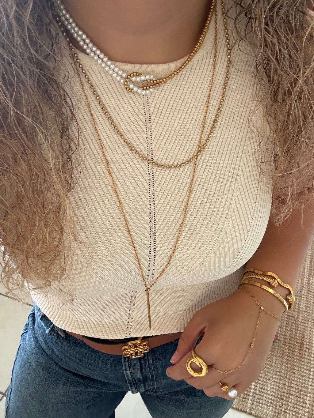 Knot pearl golden necklace