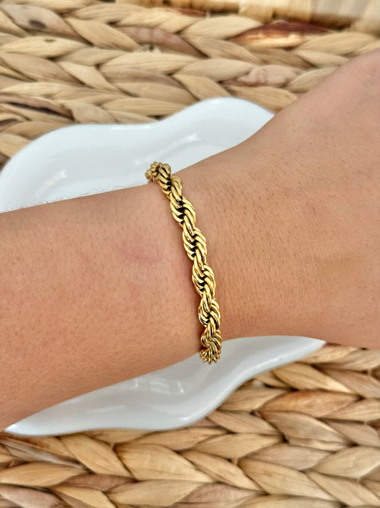 Rope bracelet