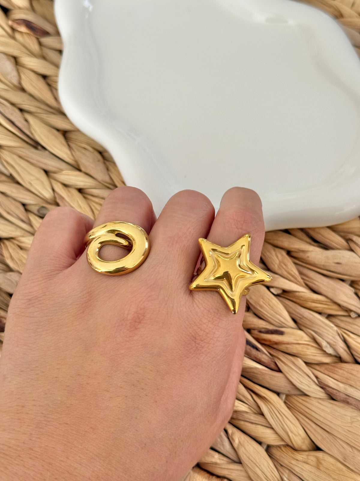 Big star ring
