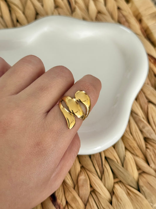Maggie ring