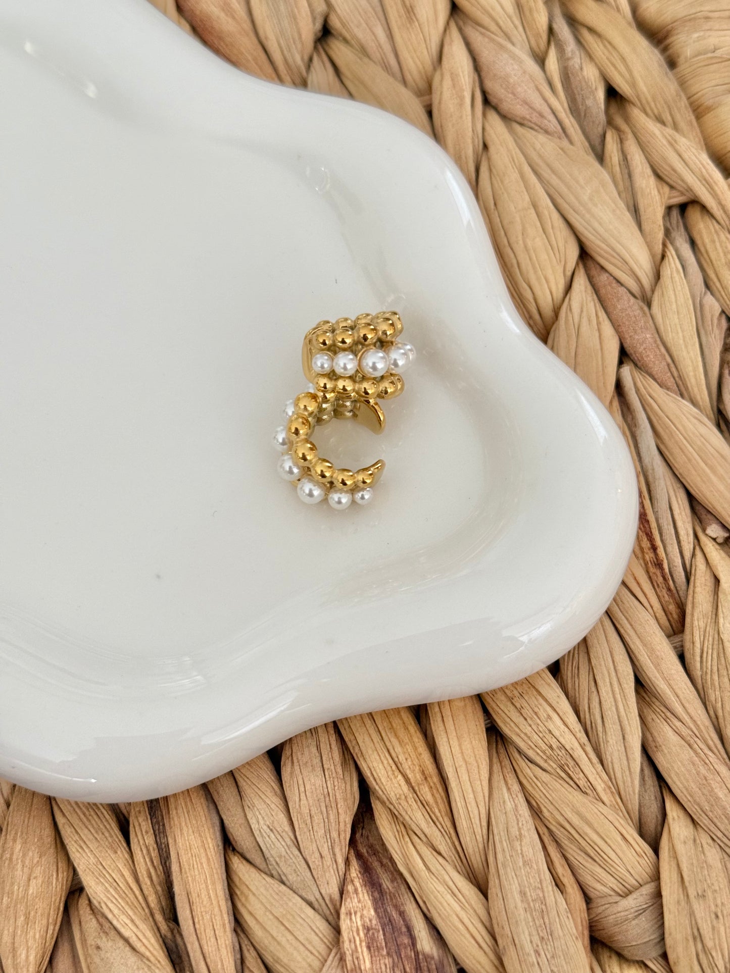 Golden pearl ear cuff