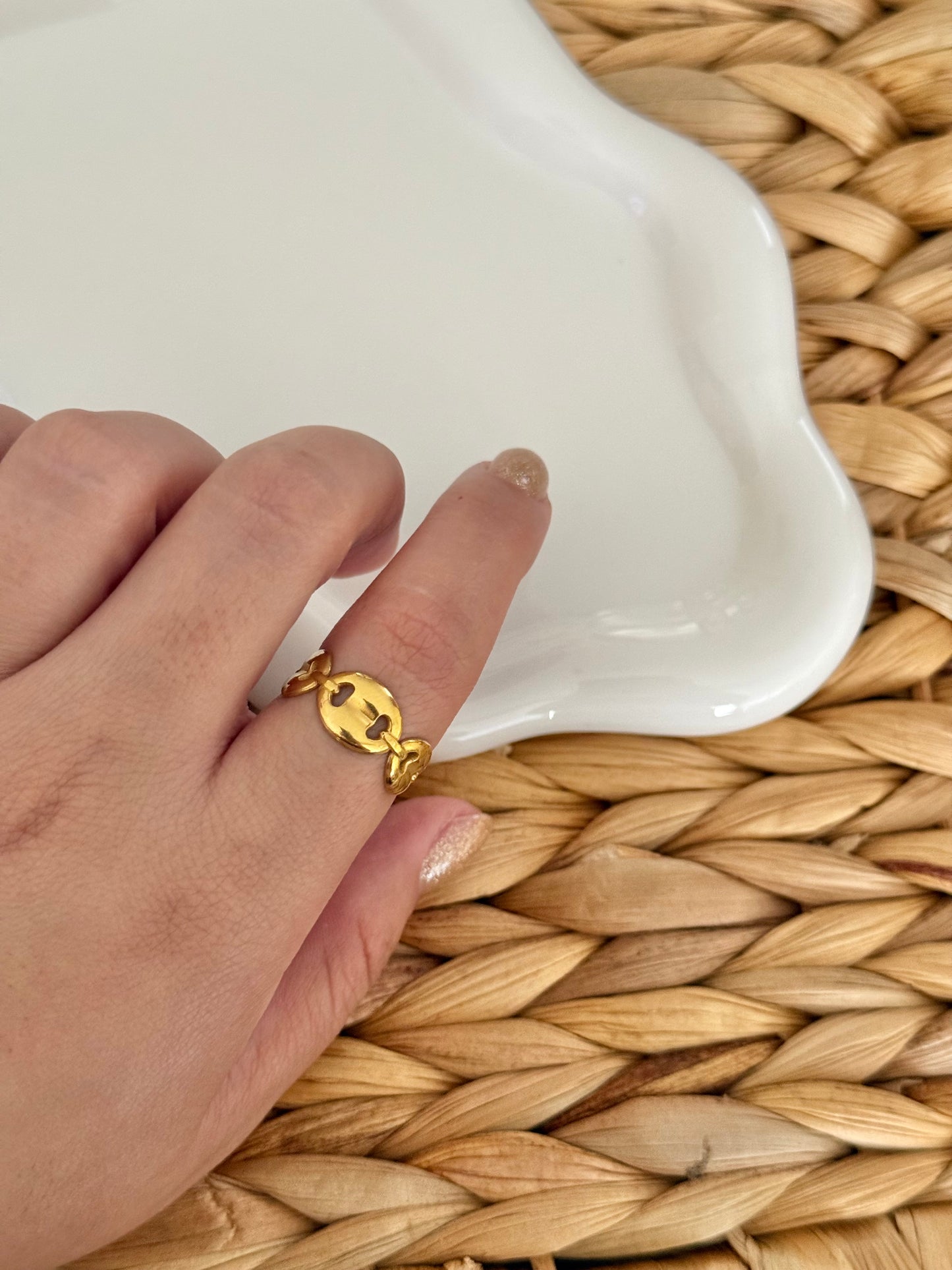 GG ring