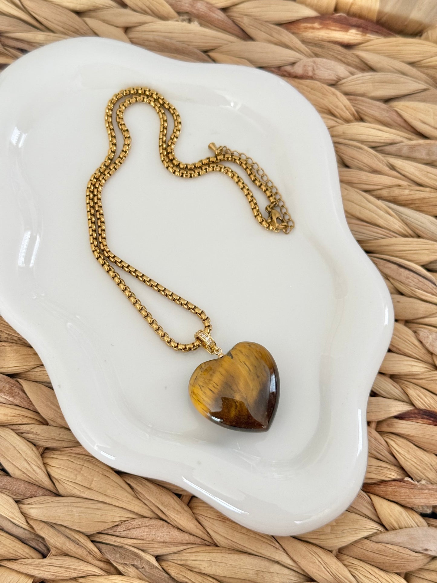 Tiger's eye heart