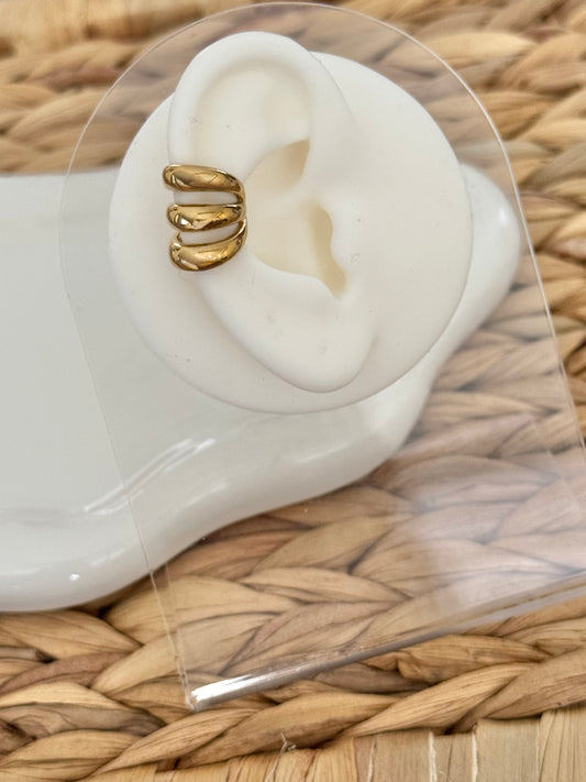 Lines gold ear cuff