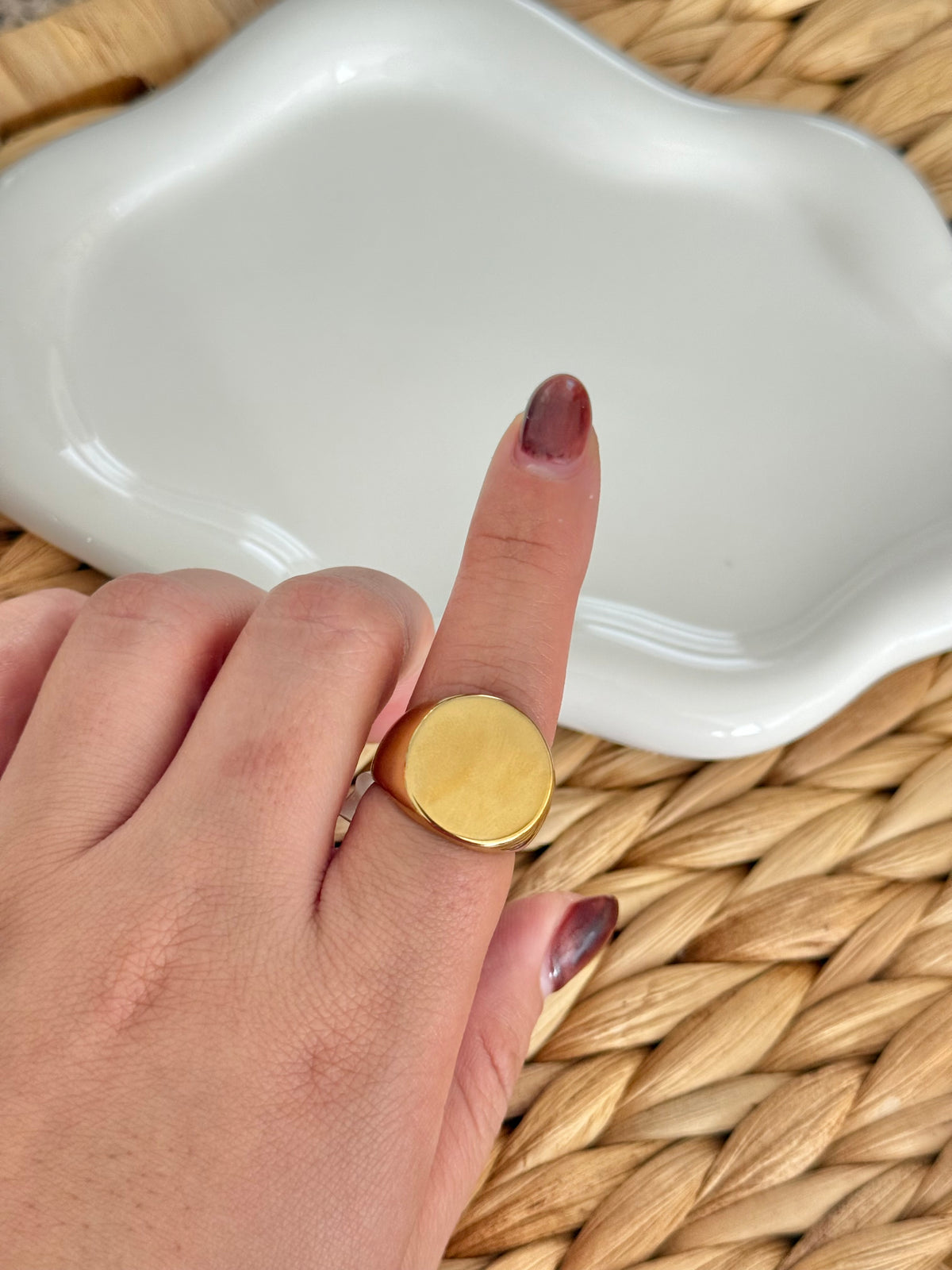 Flat round ring
