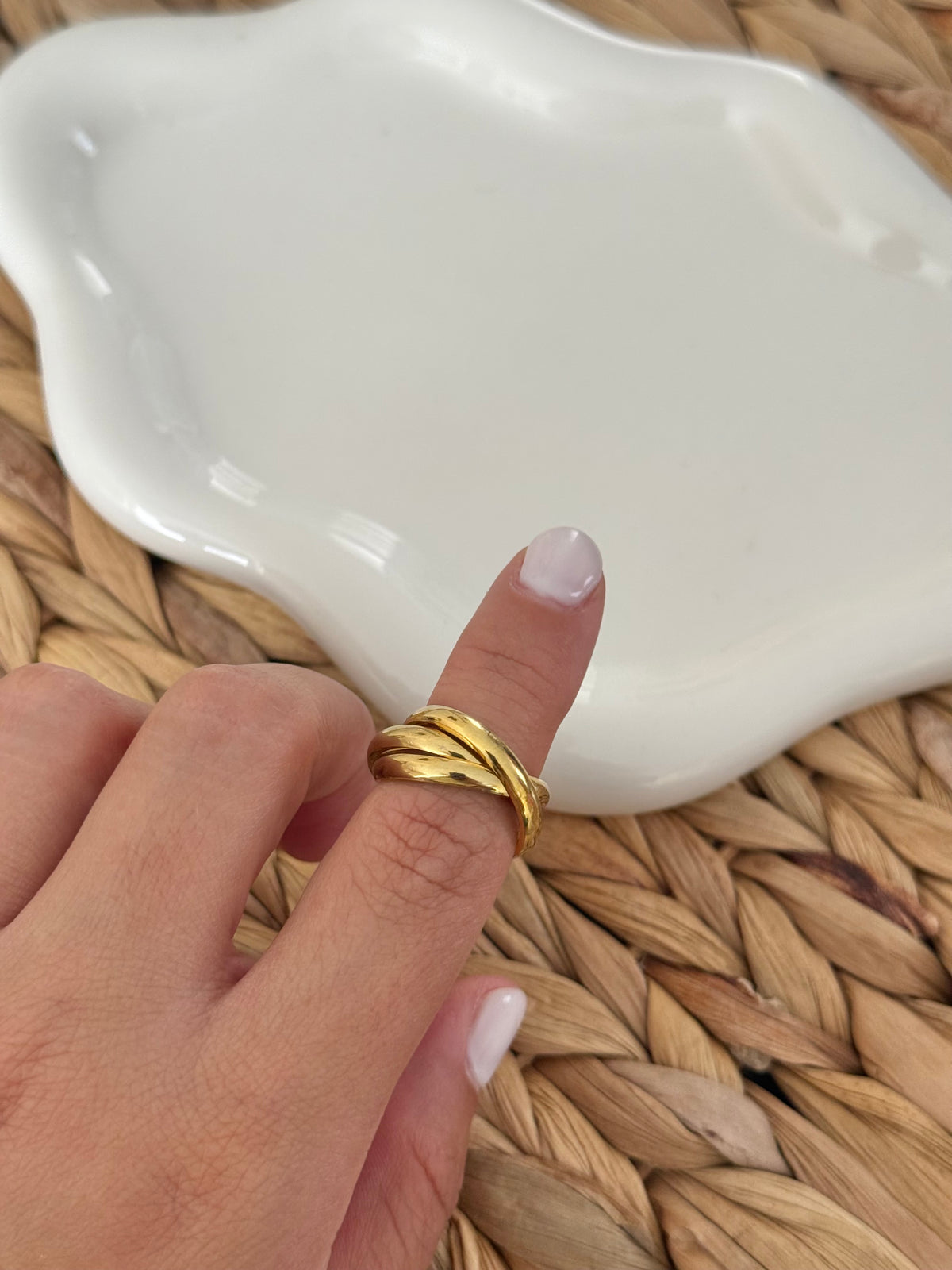 Hoops special ring
