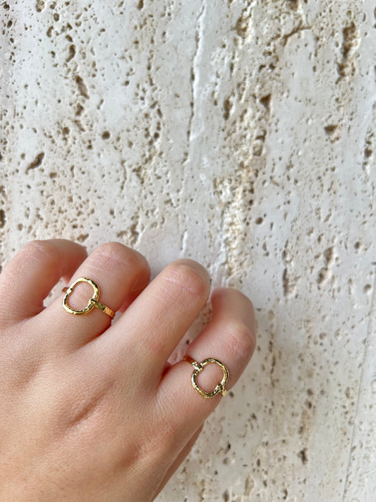 Simple circle ring