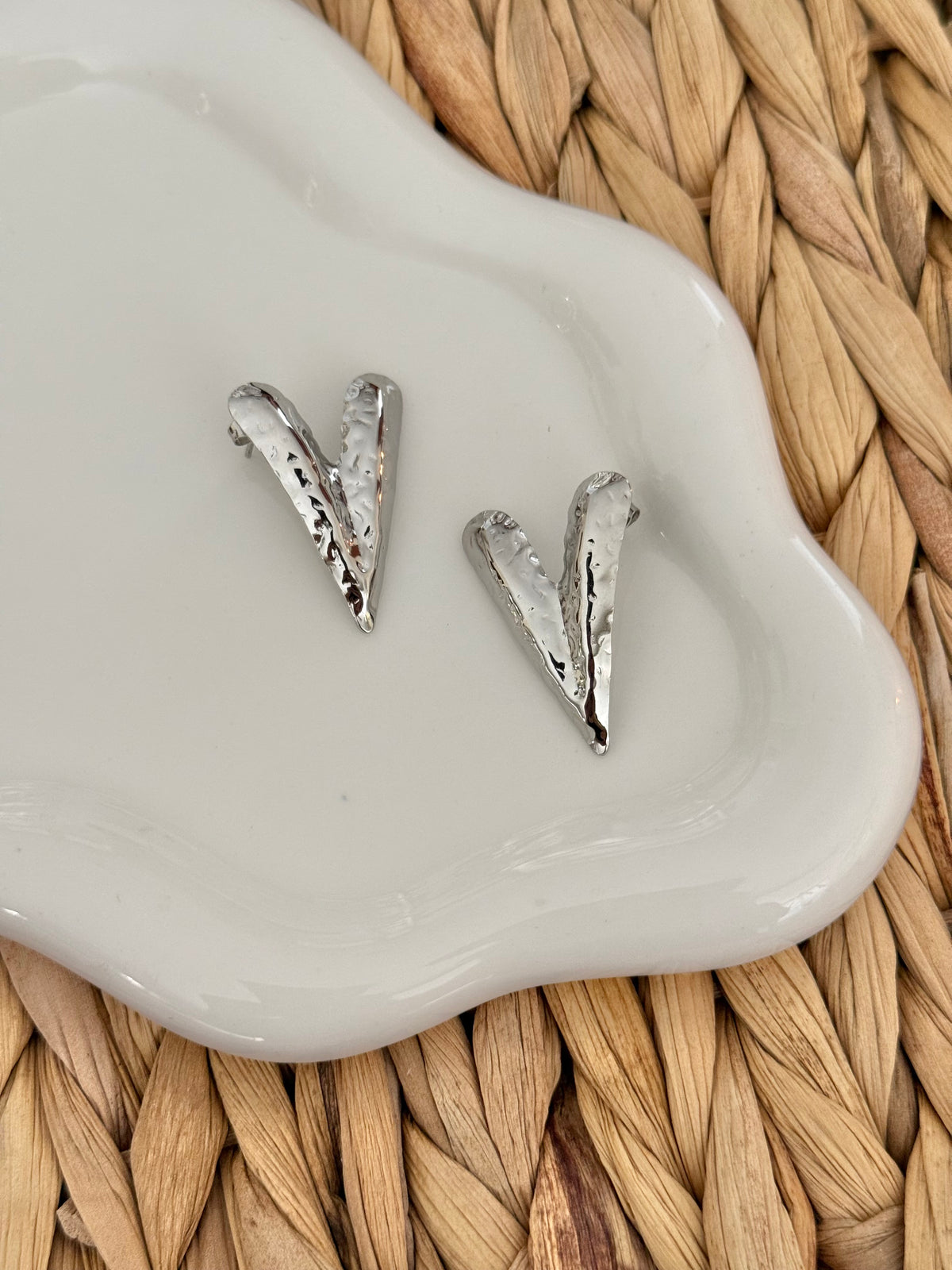 Heart silver stud