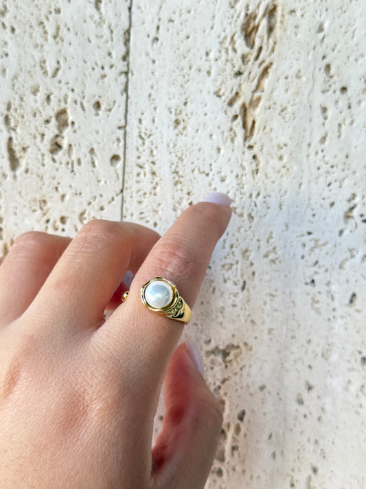 Amaris ring