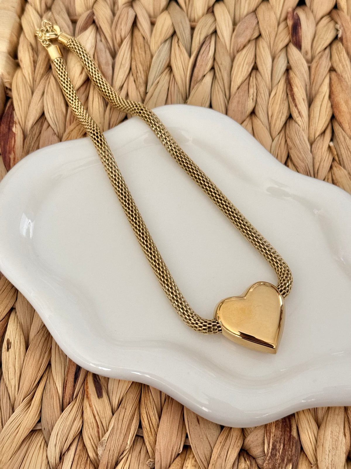 Love mesh gold