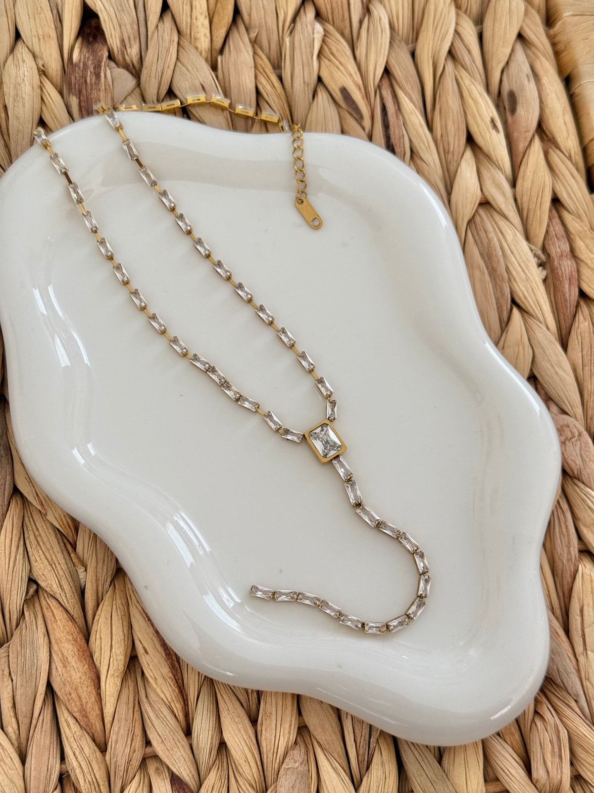 Dainty squares necklace