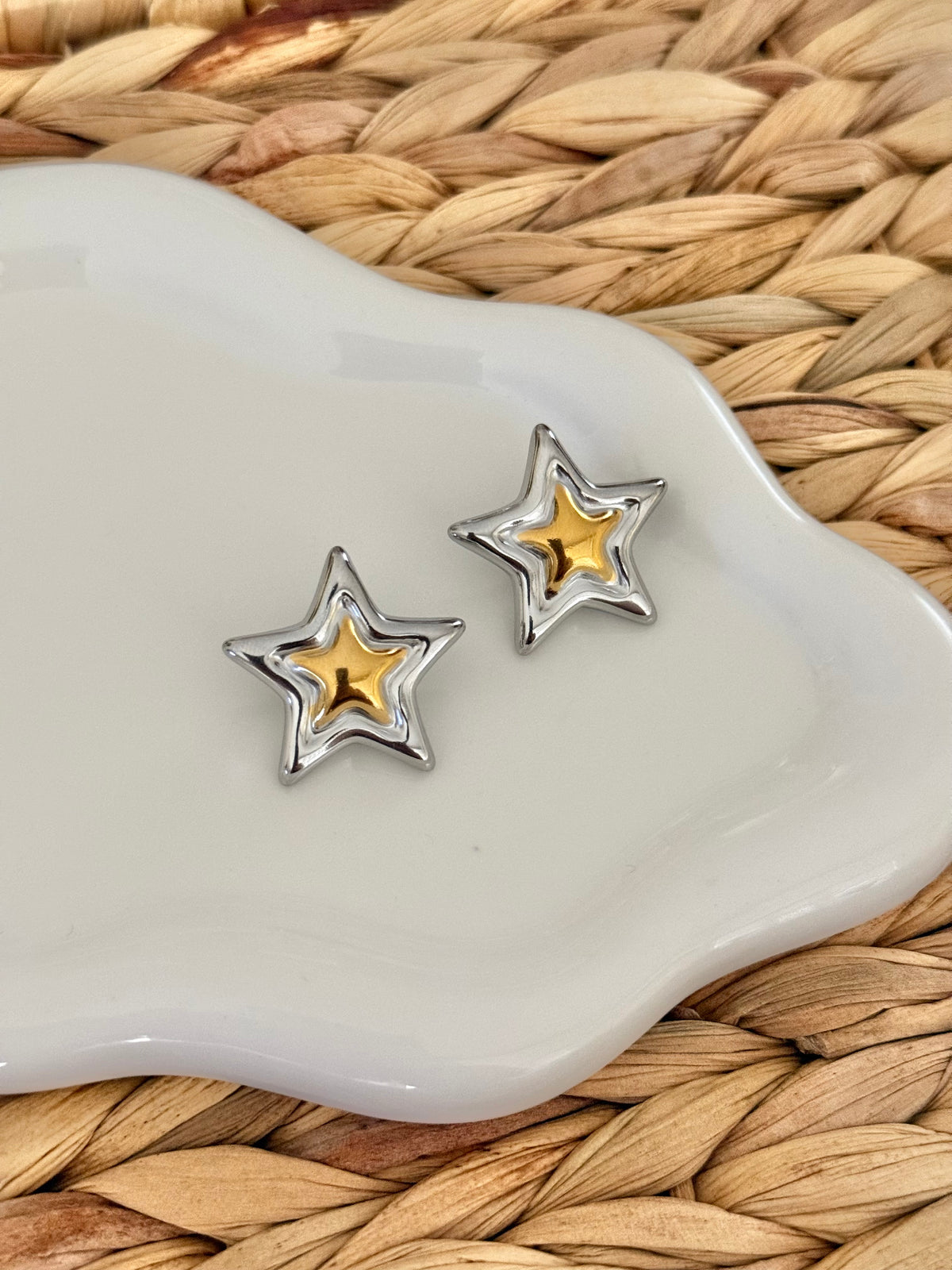 Star double tono stud