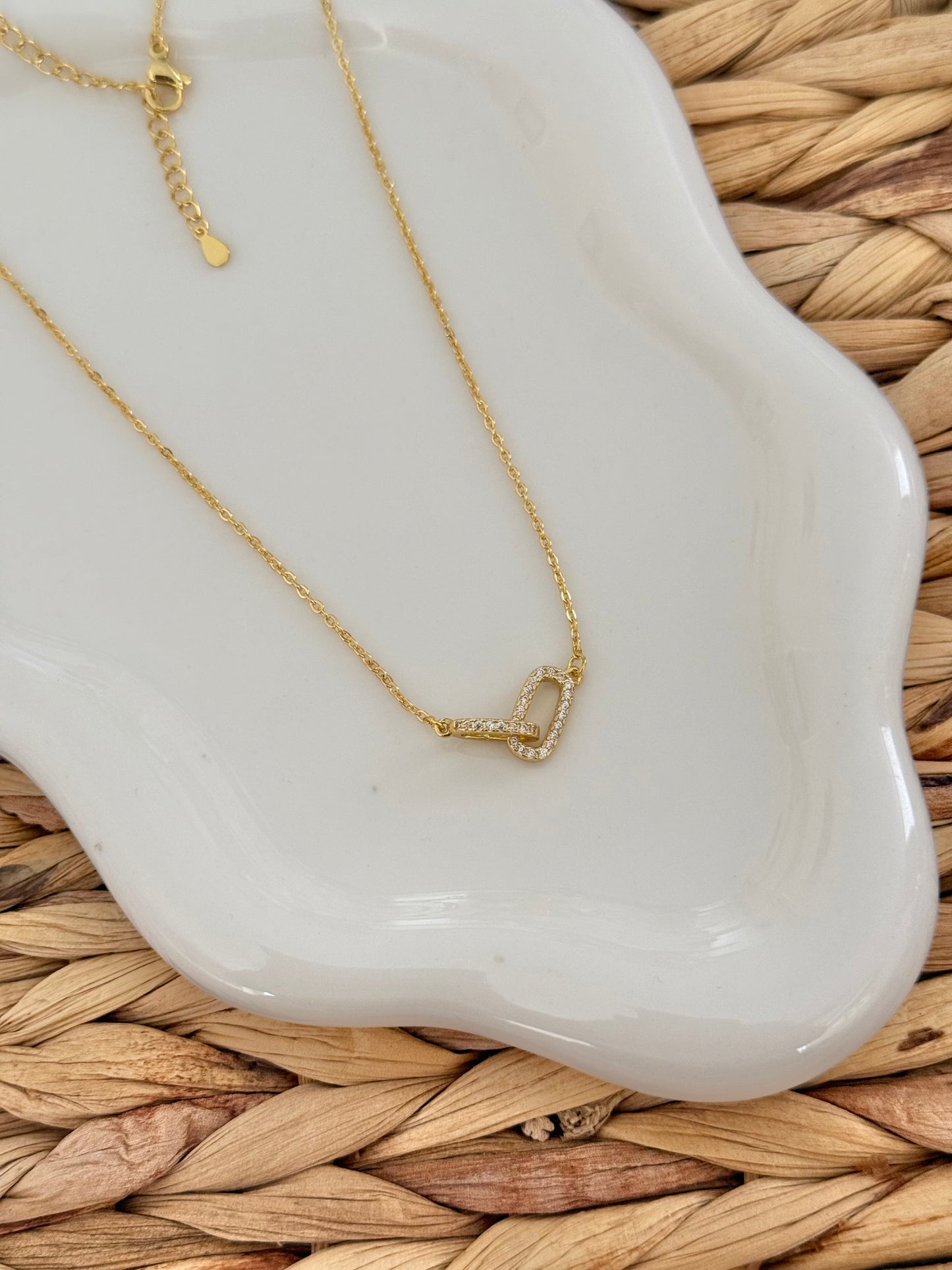 Link gold necklace