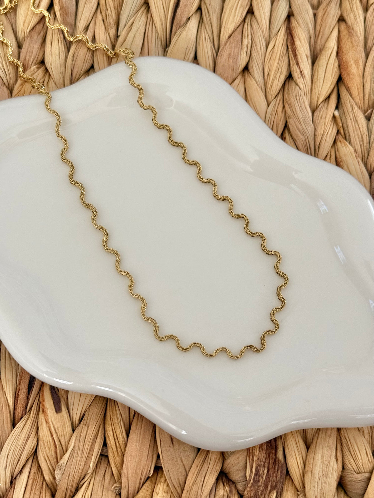 Wave chain