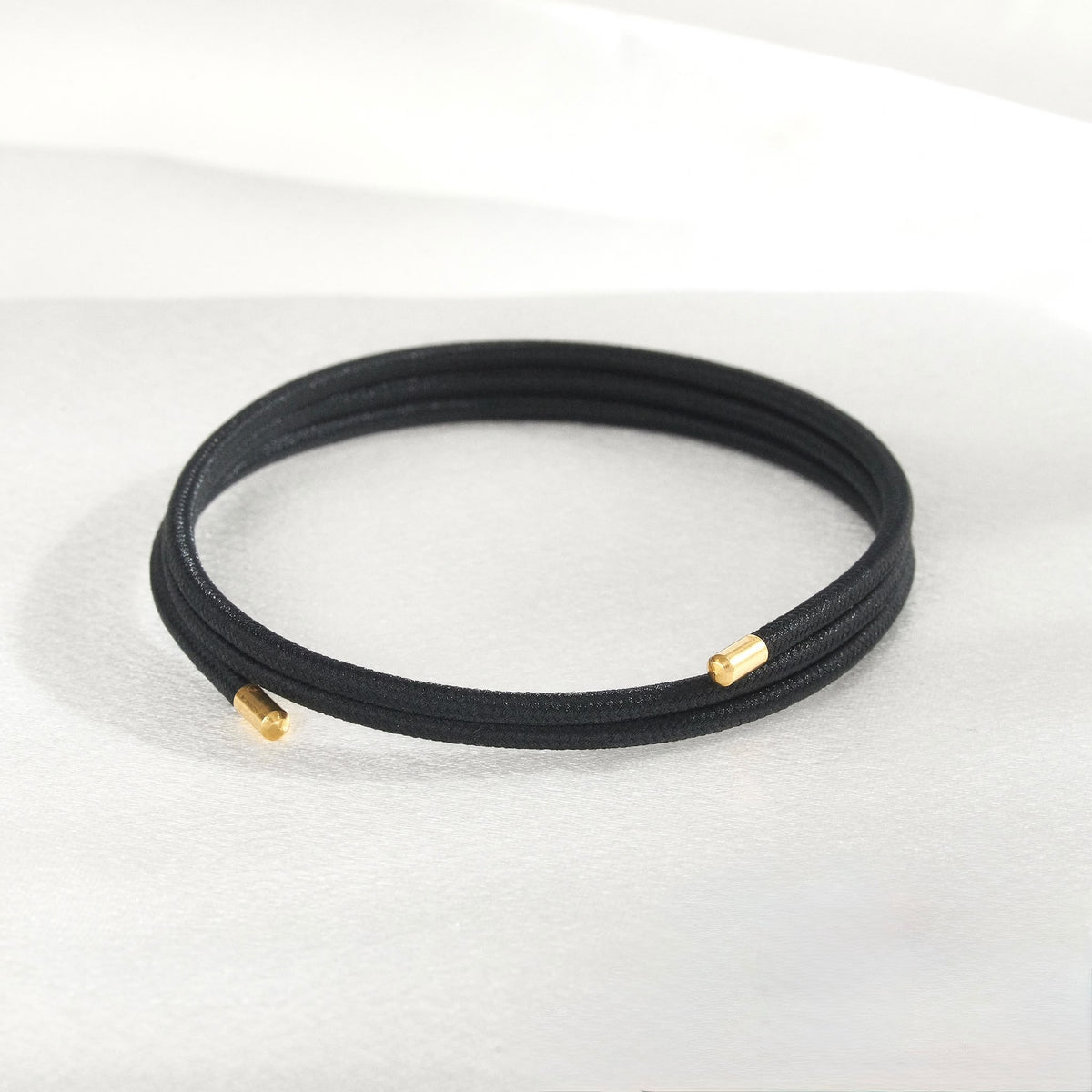 Magnetic black