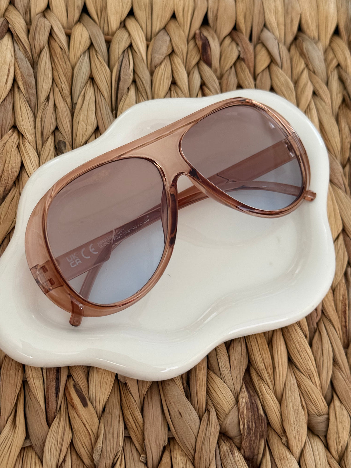 Sunglasses light brown/blue
