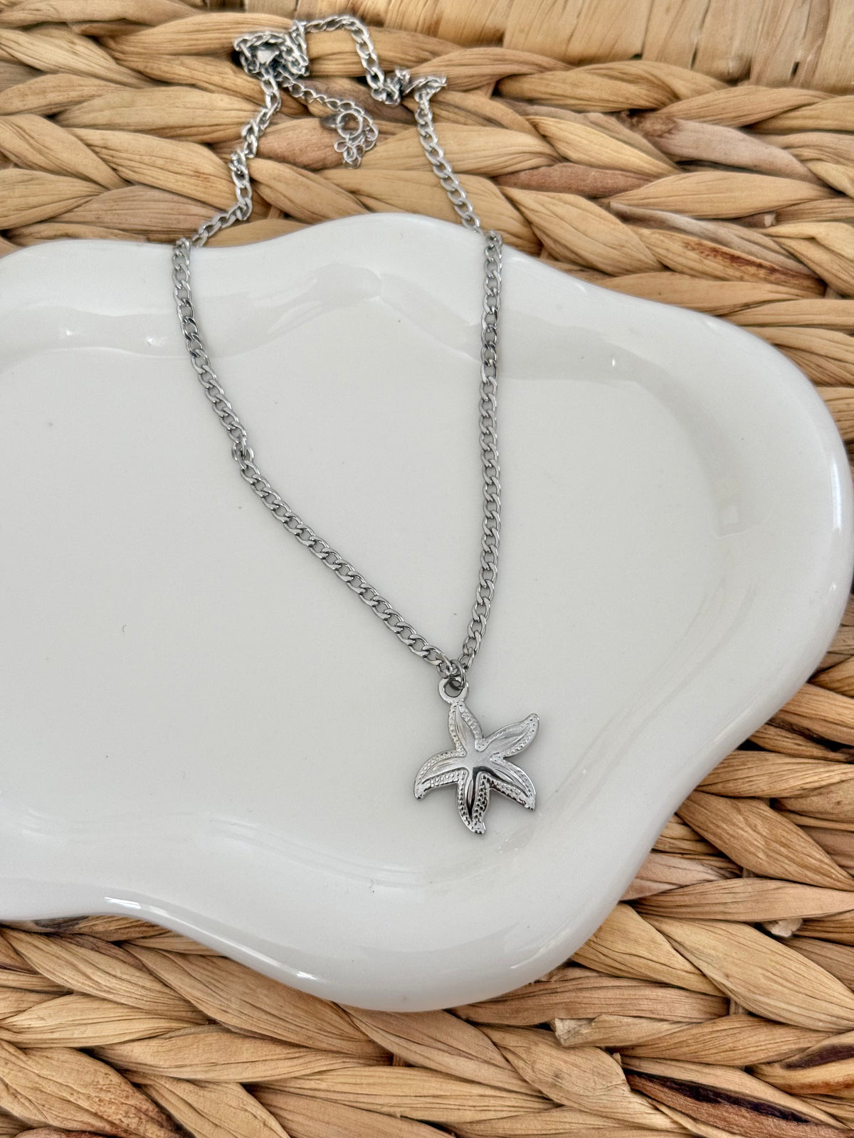 Baby starfish silver necklace